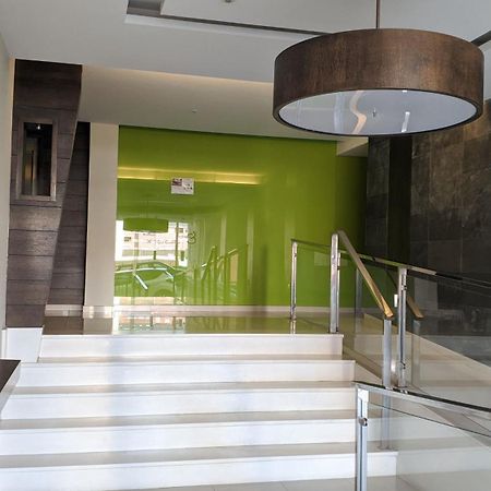 Fozlidays! Apartamento, Parking & Relax Εξωτερικό φωτογραφία
